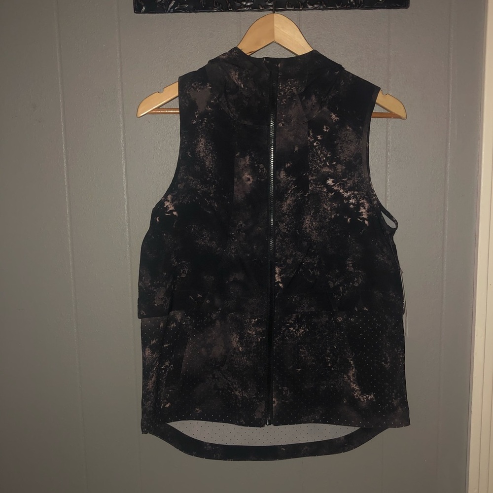 Nanette Lepore workout vest sz: xs NWT